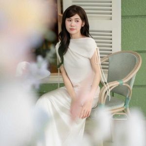 Áo xuân hè rút dây tay và vai